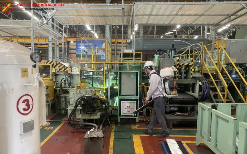 Dịch vụ phun phòng chống mối cho máy móc, thiết bị